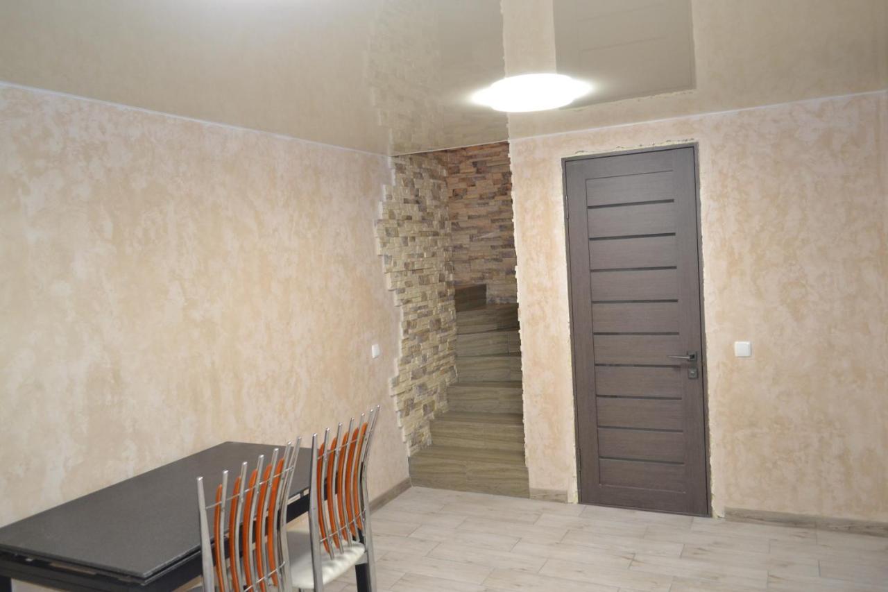 Villa Royal House Kam'janec'-Podil's'kyj Esterno foto