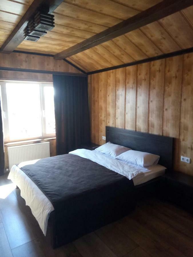 Villa Royal House Kam'janec'-Podil's'kyj Esterno foto
