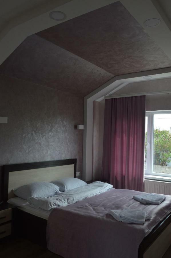 Villa Royal House Kam'janec'-Podil's'kyj Esterno foto